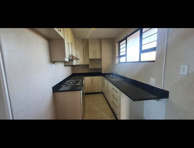 2 BEDROOM PROPERTY TO RENT IN ESSENWOOD